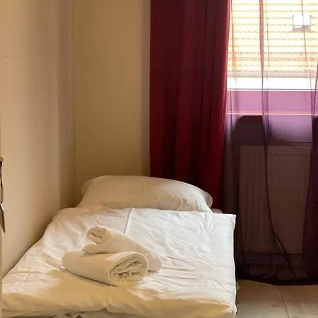 Hostal AViendo Lodge